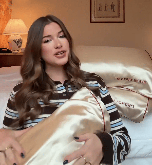 1 + 1 GRATIS HEUTE  SilkEssence™