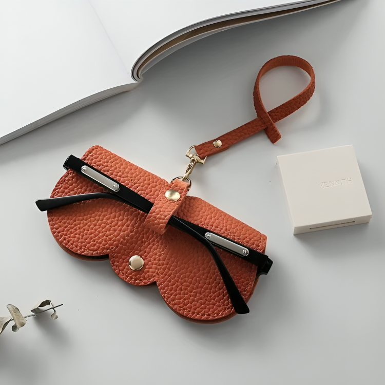 1 + 1 GRATIS HEUTE | OptiPouch™ | Platzsparendes, stylisches Etui für Ihre Sonnenbrille!